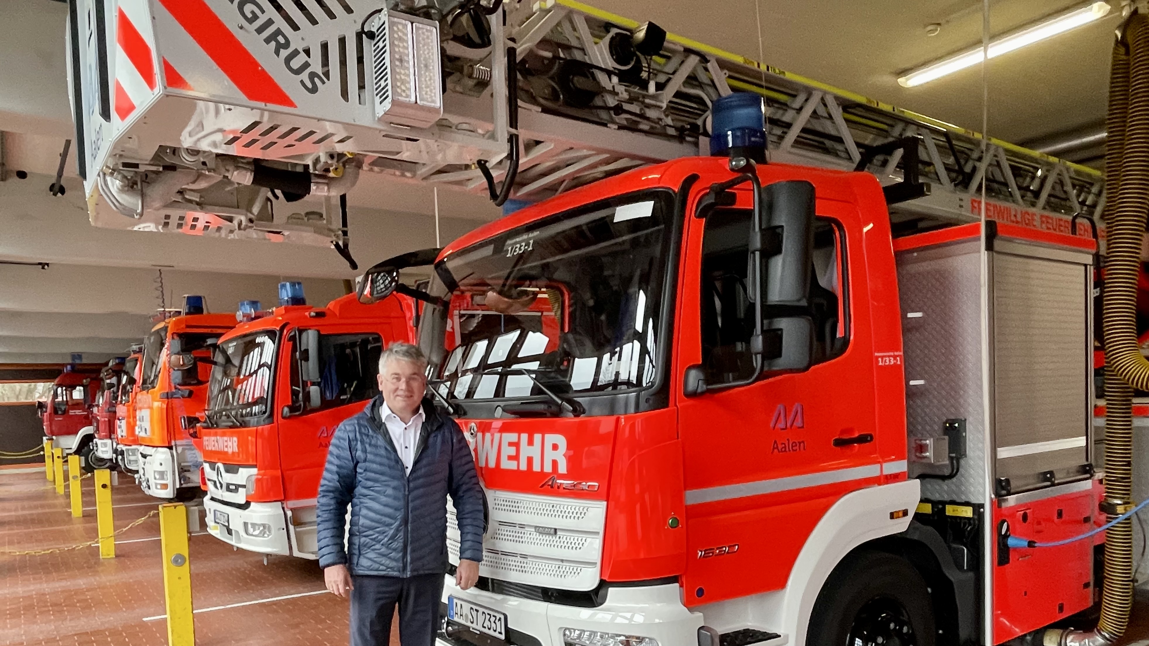 Winfried Mack freut sich, dass die Feuerwehren im Ostalbkreis mit 1,25 Millionen Euro unterstützt werden. 